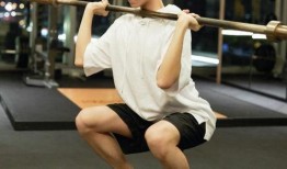 健身视频吃瓜图片高清