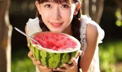 玲王吃瓜,揭秘娱乐圈背后的那些事儿