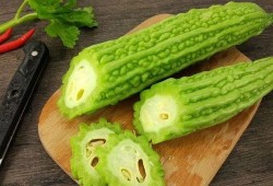 带着凳子吃瓜,带着凳子吃瓜的惬意生活