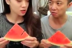 微笑吃瓜视频全集,揭秘微笑吃瓜视频全集精彩瞬间