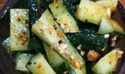 重庆吃瓜图片,麻辣鲜香，尽享夏日清凉