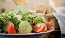 宝职院吃瓜,揭秘校园热点事件背后的真相