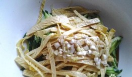 王瓜怎么吃呢,解锁美味新体验