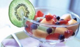 冰水吃酸瓜,夏日消暑新体验