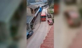 吃瓜抢前排,揭秘网络热门事件背后的抢前排现象