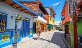 清风小镇东营吃瓜,瓜果飘香，夏日消暑好去处